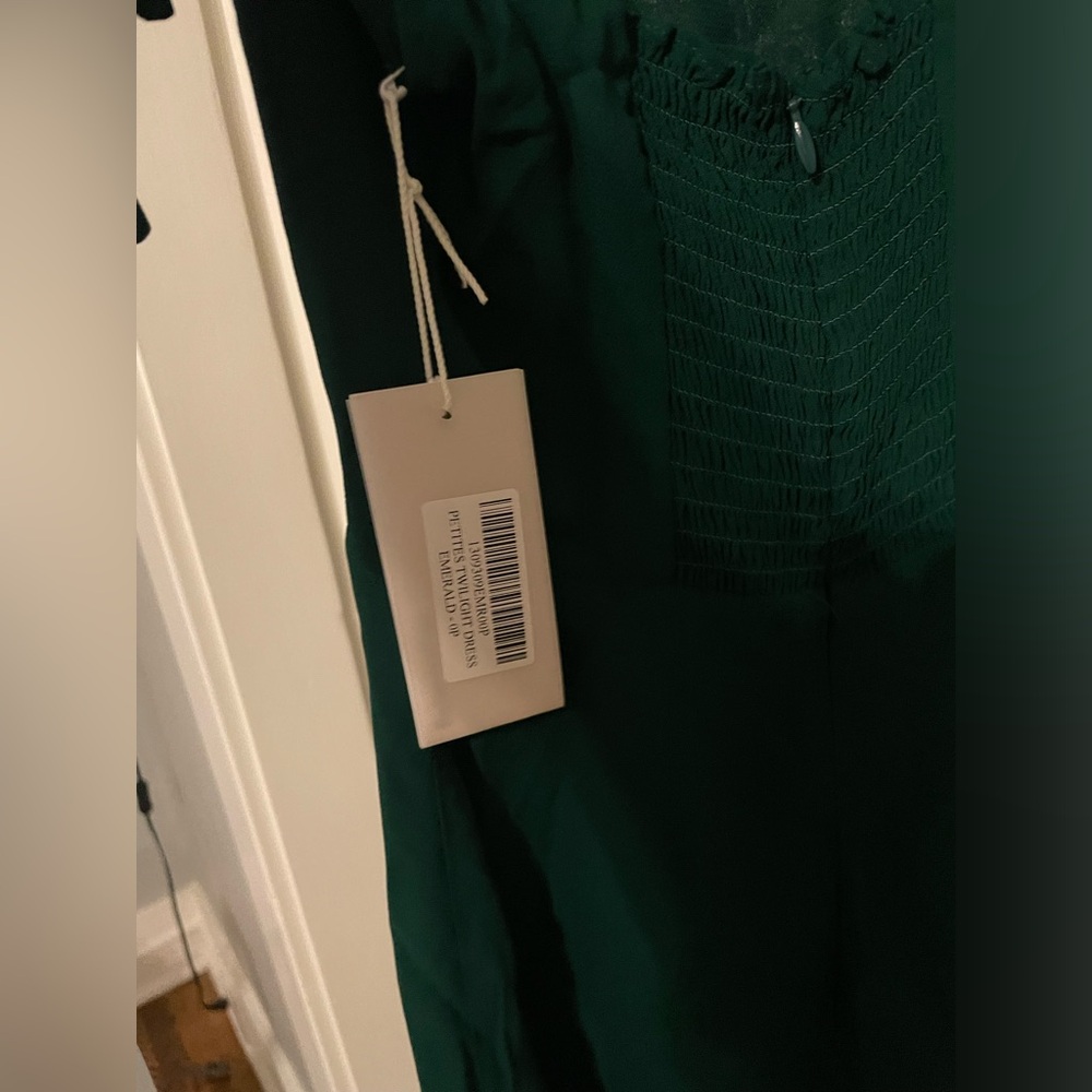 Emerald green midi dress - Picture 2 of 5